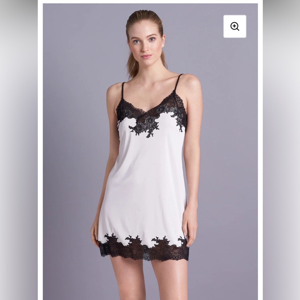 Natori enchant chemise